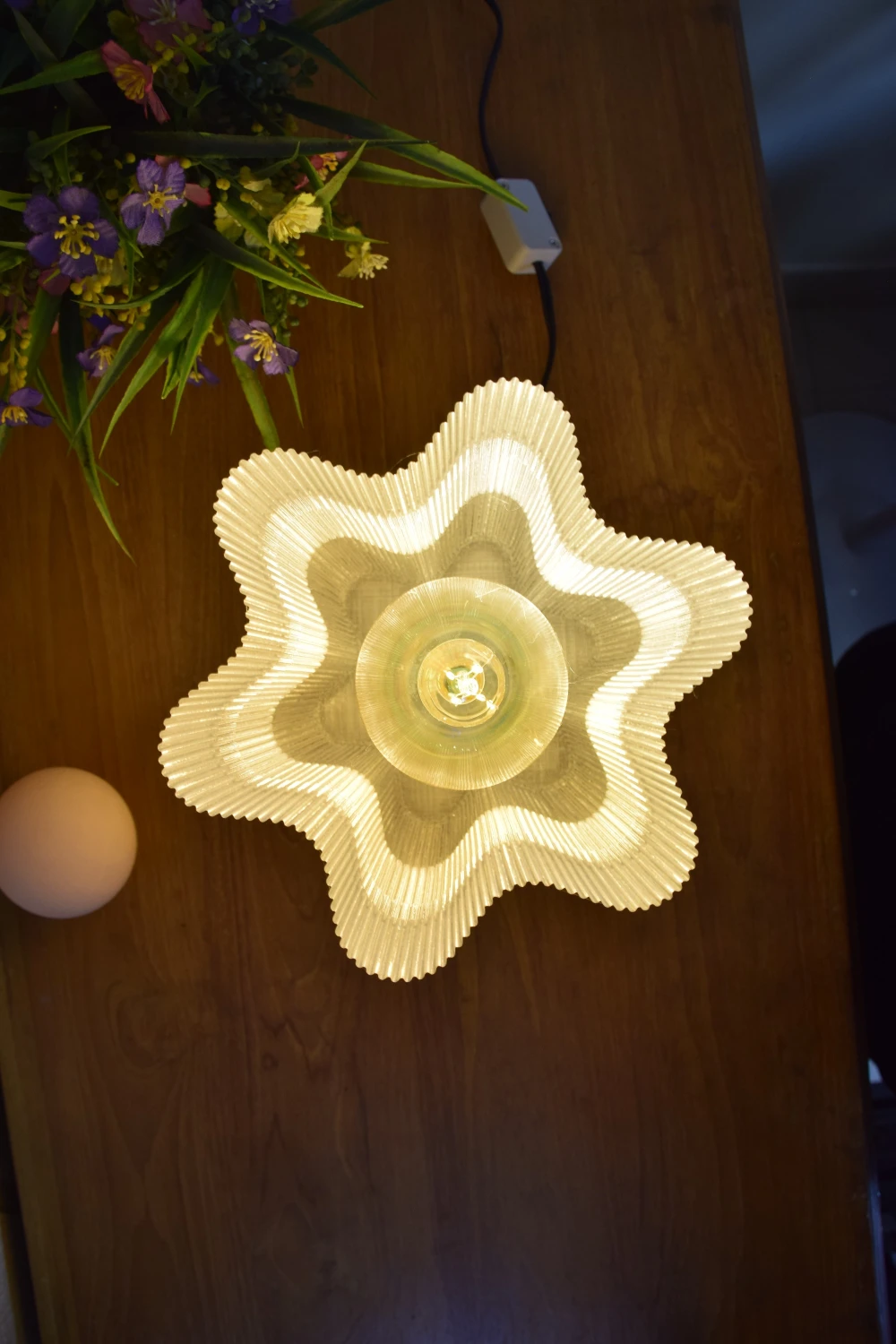 Wavy Lamp photo 3