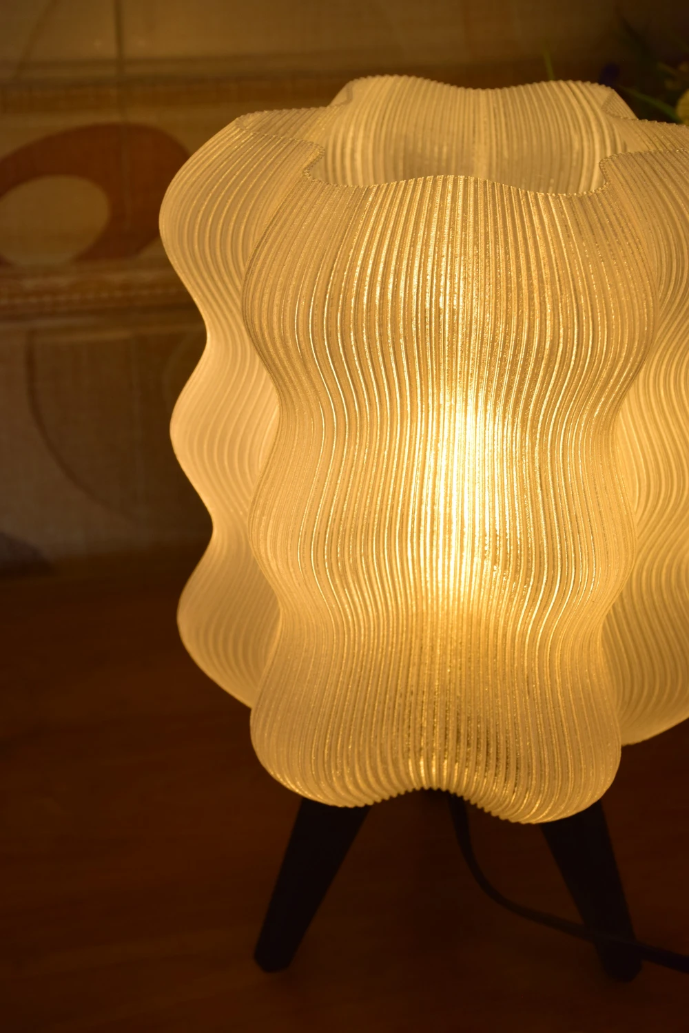 Wavy Lamp photo 4